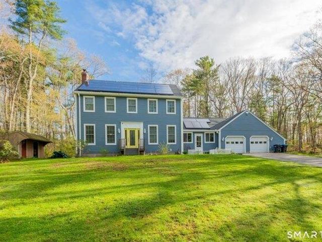 House for sale in Putnam, Connecticut