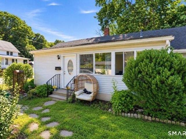 House for sale in Putnam, Northeastern Connecticut Planning Region