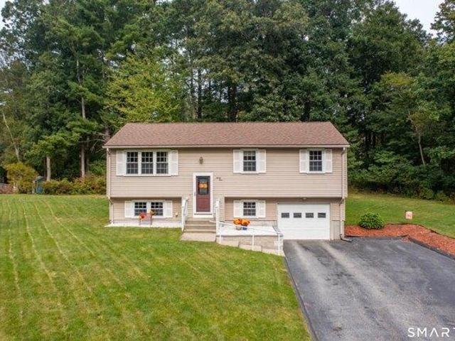House for sale in Putnam, Northeastern Connecticut Planning Region