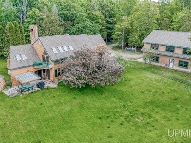 House for sale in Rapid River, Michigan