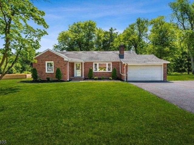 House for sale in Ringoes, New Jersey