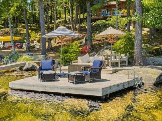 House for sale in Raymond, Maine