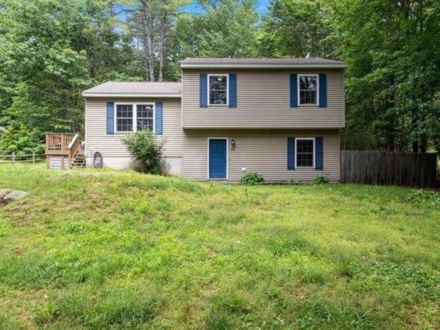House for sale in Raymond, Cumberland County