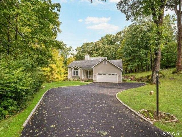 House for sale in Boston, Redding