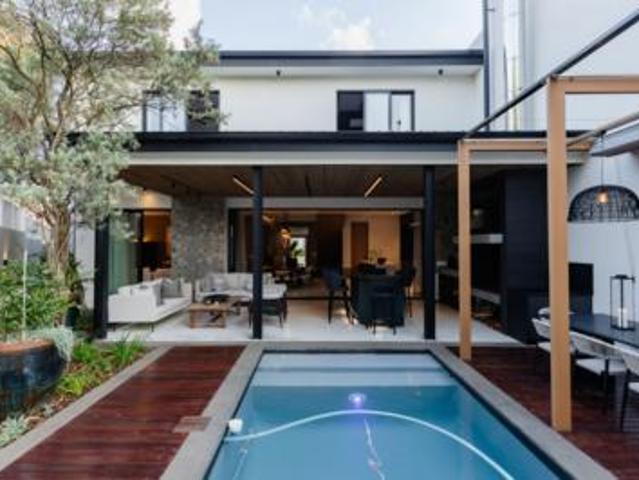 House for sale in Waterkloof, Gauteng