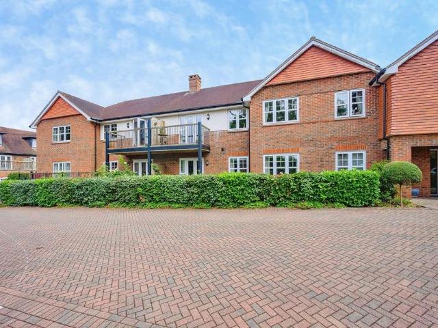 House for sale in St Albans, Five Acres