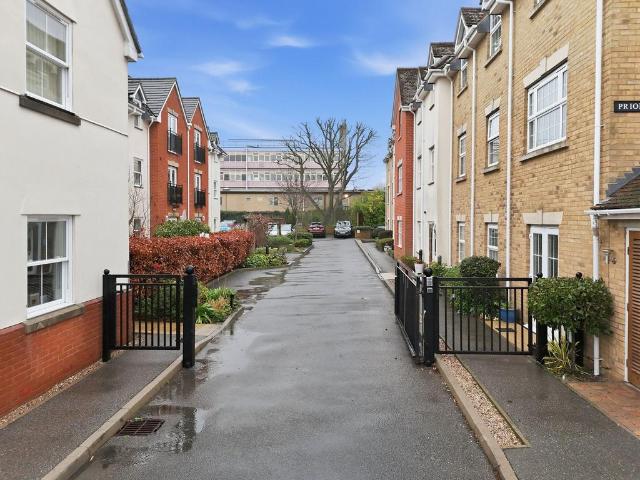 House for sale in Sunnymede, Billericay