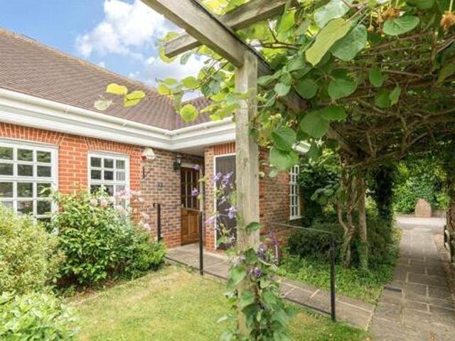 House for sale in Pouchen End, Hertfordshire