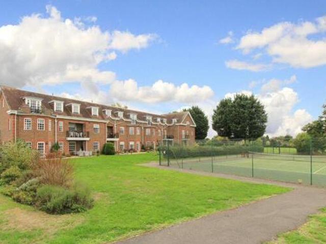 House for sale in Pouchen End, Hertfordshire