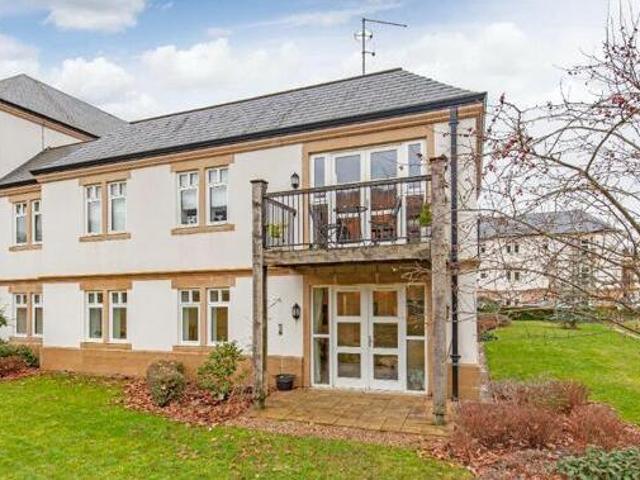 House for sale in Froggatt, East Midlands