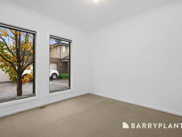 Townhouse for rent in Camerons Creek, Victoria