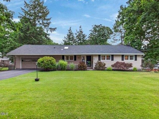 House for sale in Saratoga, New York