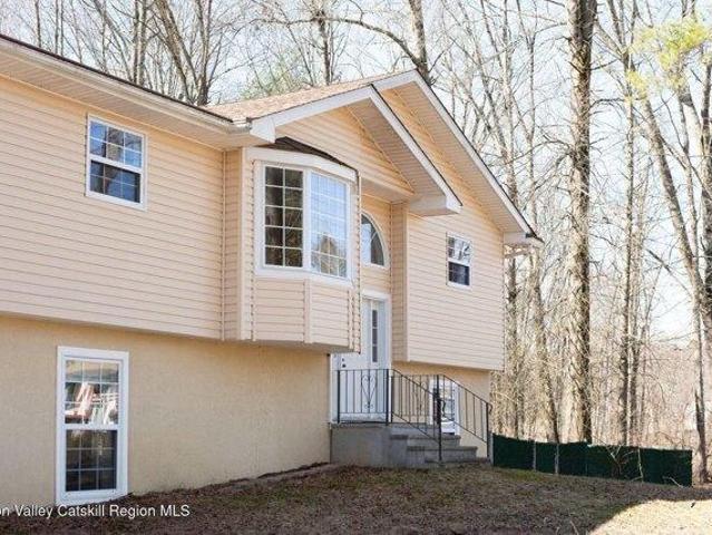 House for sale in Rhinebeck, New York