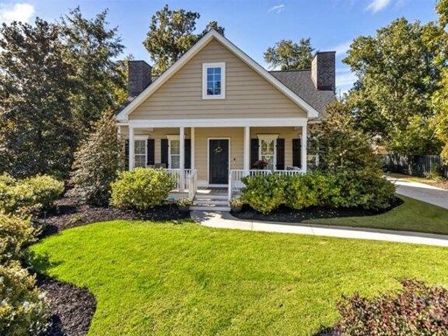 House for sale in Richmond Hill, Georgia