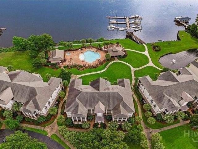 Condo for sale in Richmond Hill