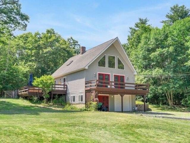 House for sale in Richmond, Maine