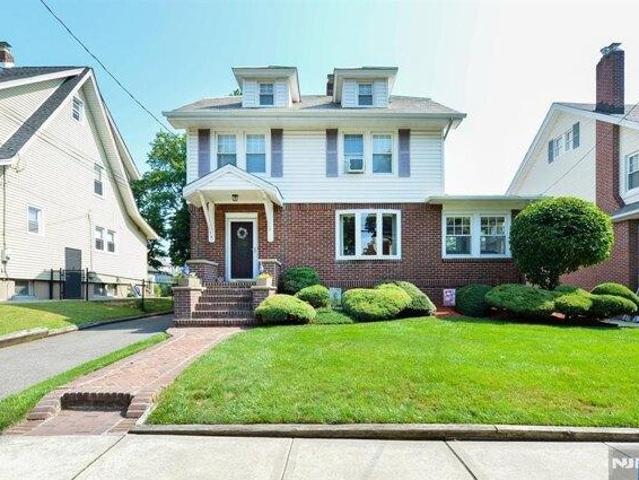 House for sale in Ridgefield Park, New Jersey