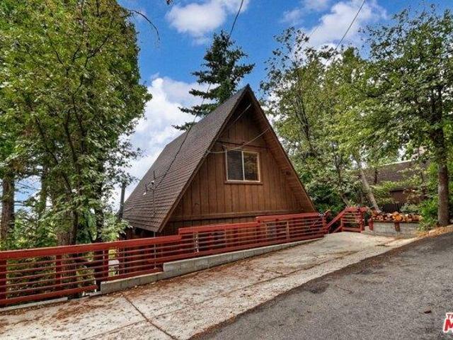House for sale in Rimforest, California