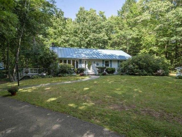 House for sale in New Hampshire
