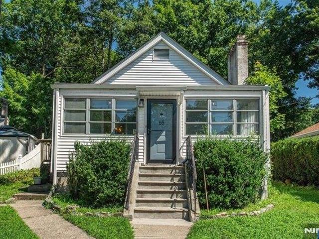 House for sale in Passaic, New Jersey