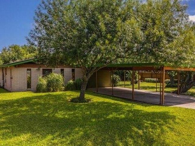 House for sale in Cameron, Texas