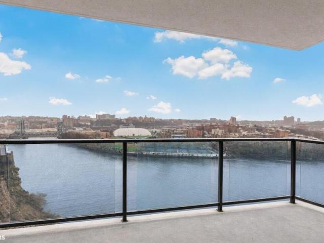 Apartment for sale in The Bronx, Arverne