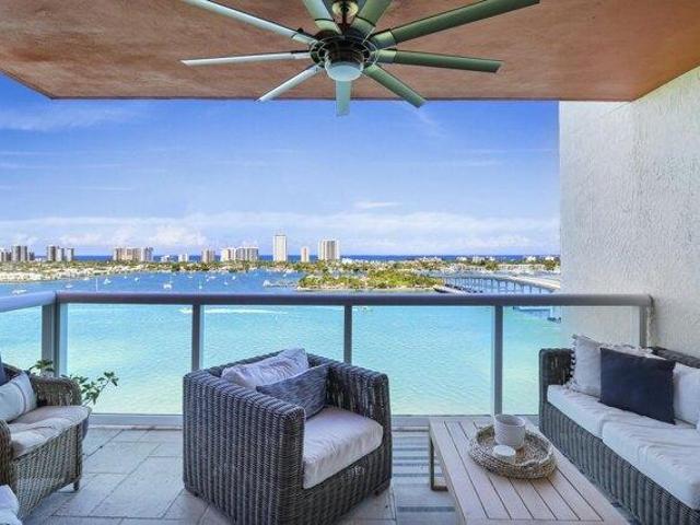 Condo for sale in Riviera Beach, Florida