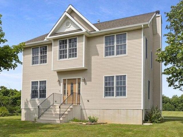 House for sale in Windsor, New Jersey