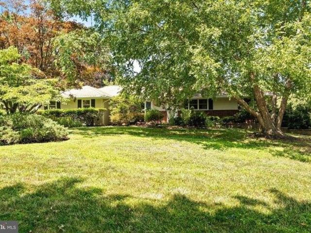 House for sale in Windsor, New Jersey