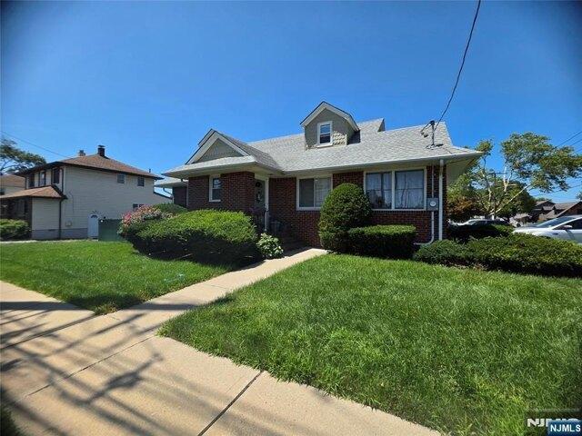 House for sale in Rochelle Park, New Jersey