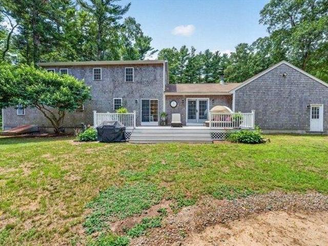House for sale in Rochester, Massachusetts
