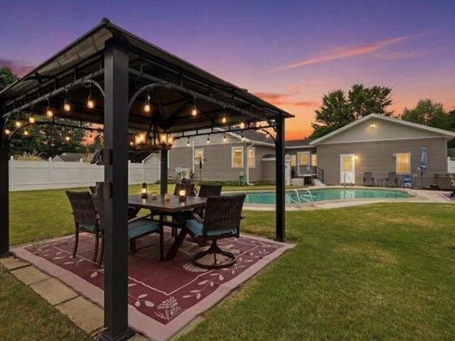 House for sale in New Hampshire