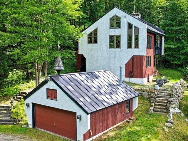 House for sale in Rochester, Windsor County