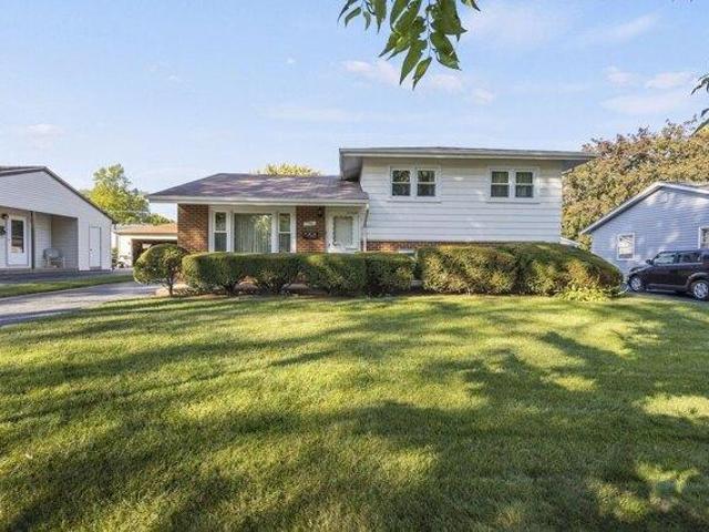 House for sale in Rolling Meadows, Illinois