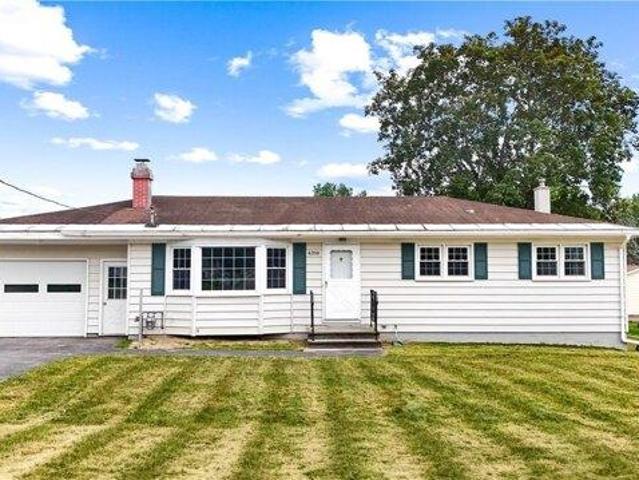 House for sale in Oneida, New York