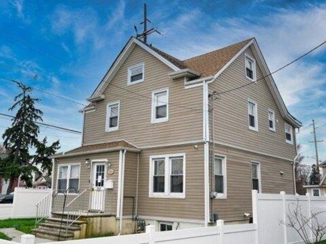House for sale in Roselle, New Jersey