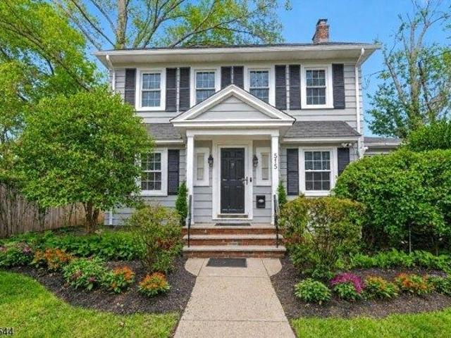 House for sale in Roselle, New Jersey
