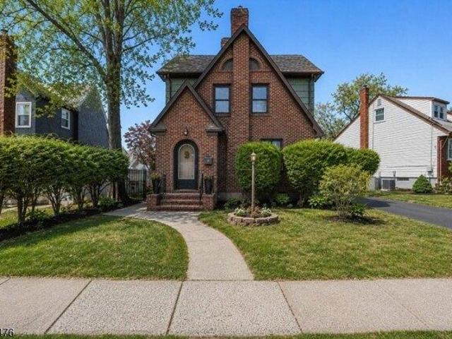 House for sale in Roselle Park, New Jersey