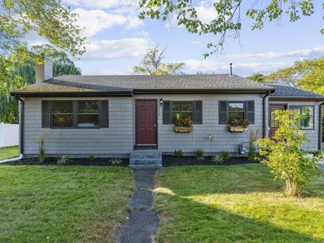 House for sale in Rowley, Essex County
