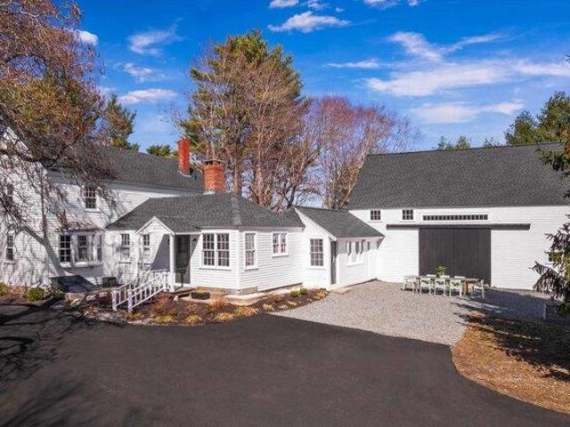 House for sale in New Hampshire