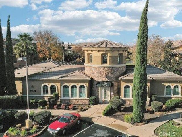 Condo for sale in Sacramento