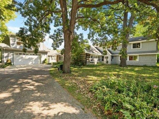 House for sale in Illinois