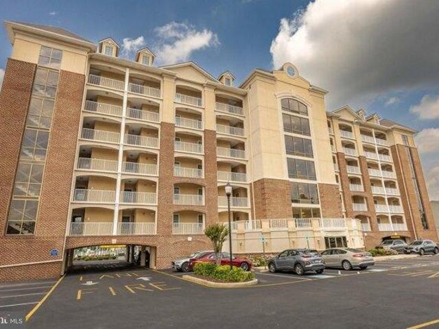 Condo for sale in Salisbury
