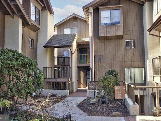 Condo for sale in Salisbury