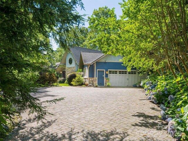 House for sale in Saluda, North Carolina