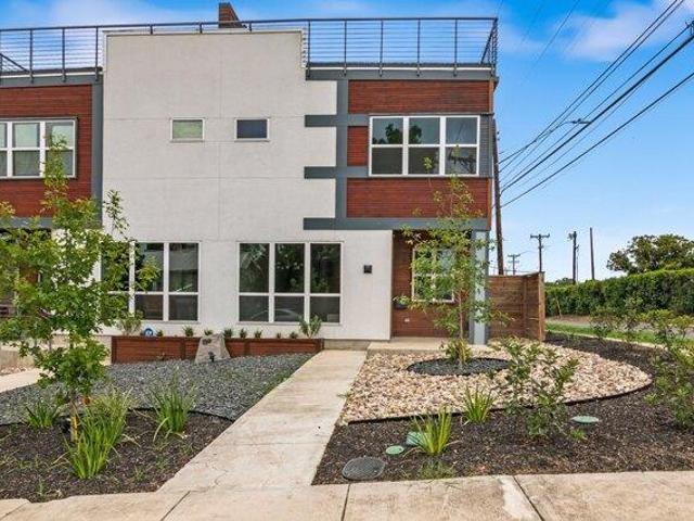 House for sale in Leesville, Texas