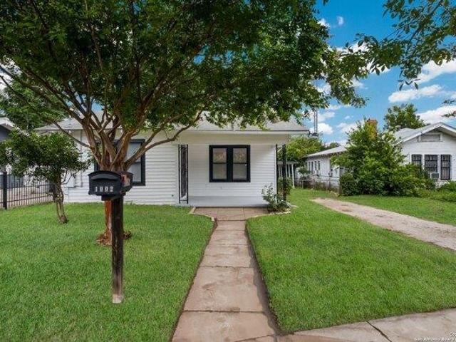 House for sale in Leesville, Texas