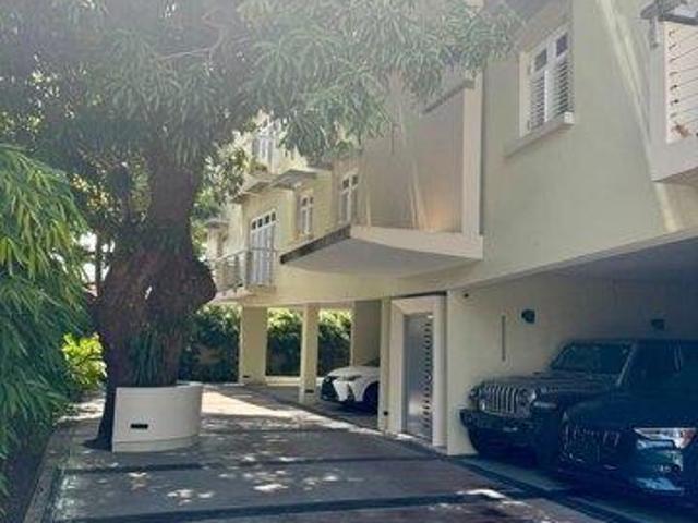 Condo for sale in San Juan
