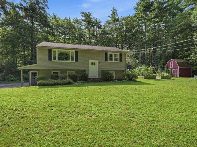 House for sale in New Hampshire