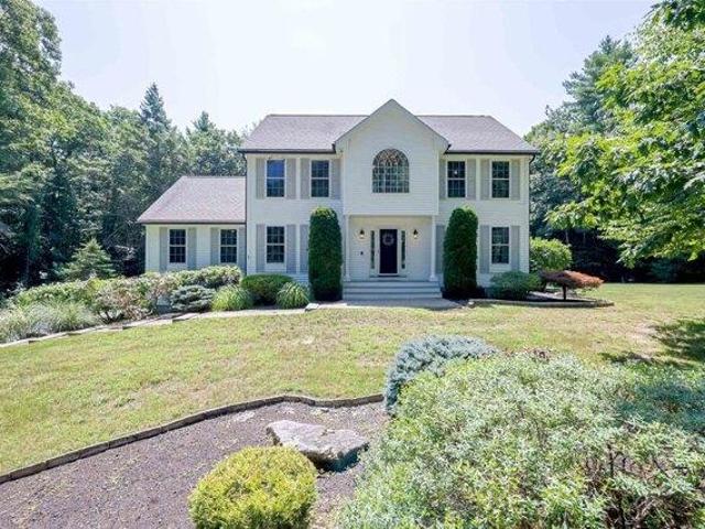 House for sale in New Hampshire